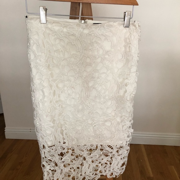 Lace skirt. Worn once - Picture 1 of 4